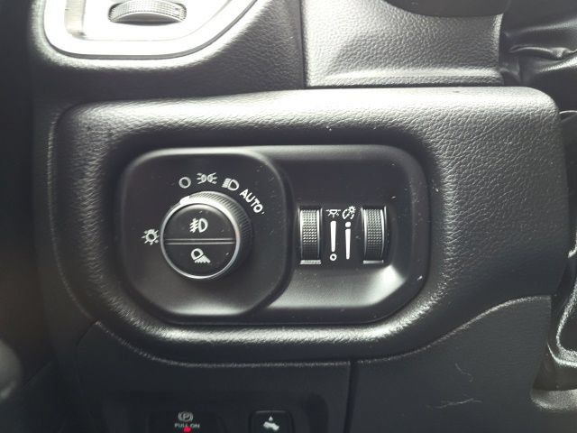 Used 2025 RAM 1500 Big Horn AWD/4WD image 11