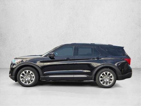 New 2026 Ford Explorer Platinum RWD image 8