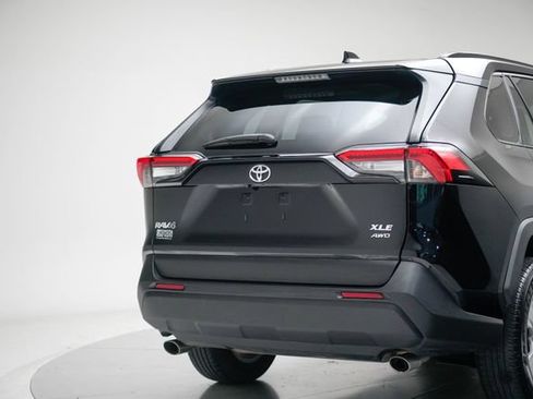 Used 2025 Toyota RAV4 XLE AWD/4WD image 21