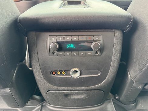 Used 2008 GMC Yukon XL Denali image 34