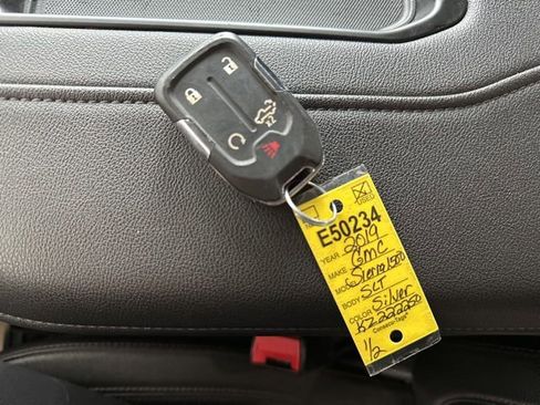 Used 2019 GMC Sierra 1500 SLT w/ SLT Premium Plus Package image 29