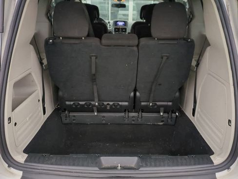 Used 2016 Dodge Grand Caravan SE w/ Quick Order Package 29E SE image 31