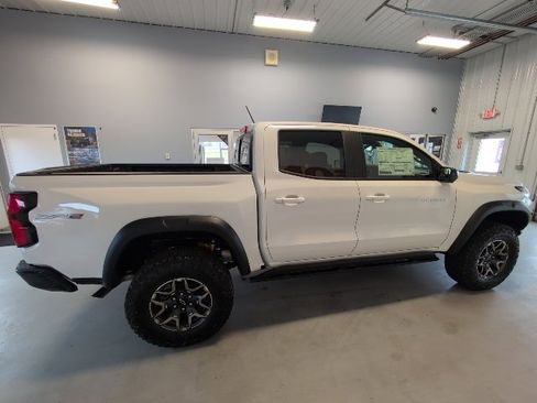 New 2026 Chevrolet Colorado ZR2 w/ Technology Package image 6