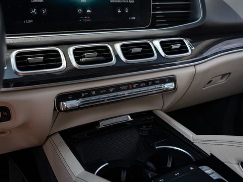 Used 2020 Mercedes-Benz GLE 350 image 27