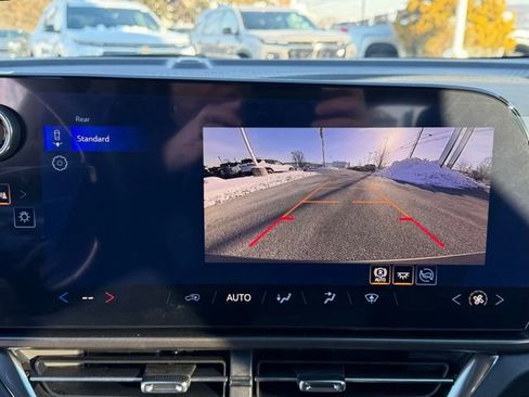 New 2026 Chevrolet Equinox EV LT image 6