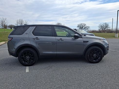 Used 2018 Land Rover Discovery Sport HSE image 7