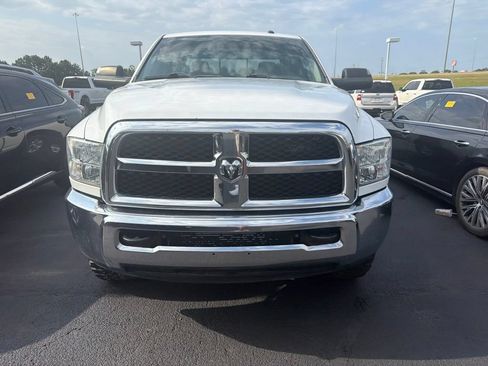 Used 2016 RAM 2500 SLT AWD/4WD image 2