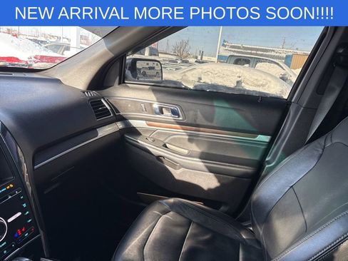 Used 2017 Ford Explorer Limited w/ Equipment Group 301A image 17