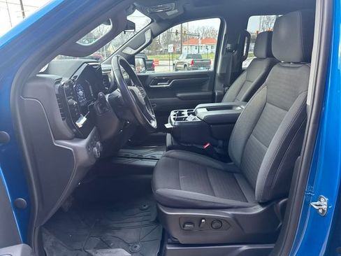 Used 2022 Chevrolet Silverado 1500 LT w/ Protection Package image 18