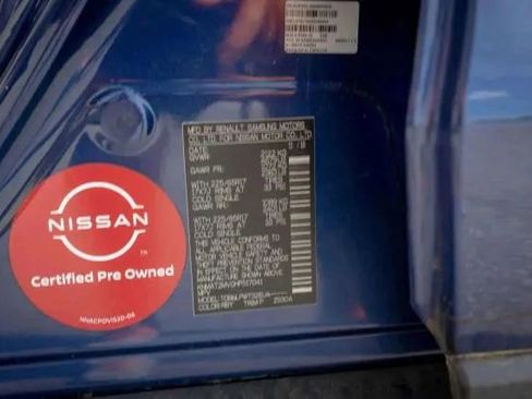 Used 2017 Nissan Rogue S image 13