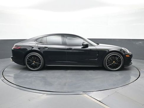 Certified 2020 Porsche Panamera image 24