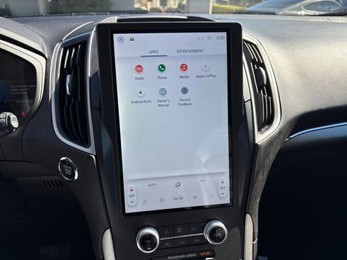 Used 2022 Ford Edge SEL image 19