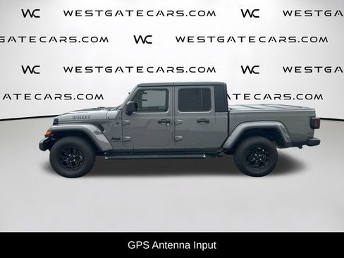 Used 2022 Jeep Gladiator Sport AWD/4WD image 7