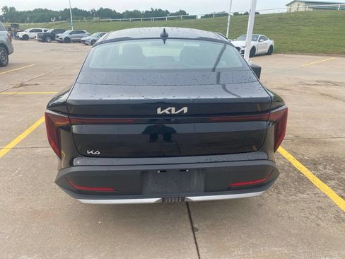 Used 2026 Kia K4 FWD image 5