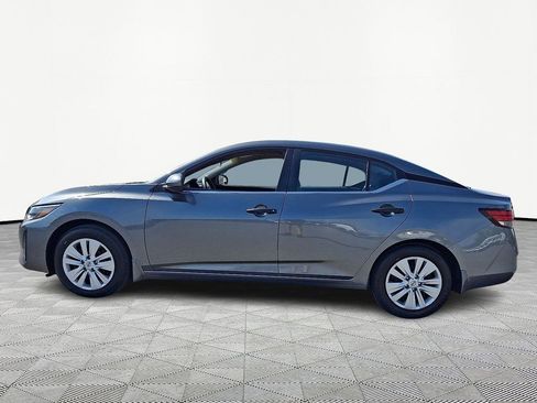 Used 2025 Nissan Sentra S image 4