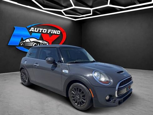 Used 2014 MINI Cooper S FWD image 2