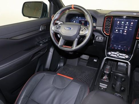 Used 2024 Ford Ranger Raptor image 9