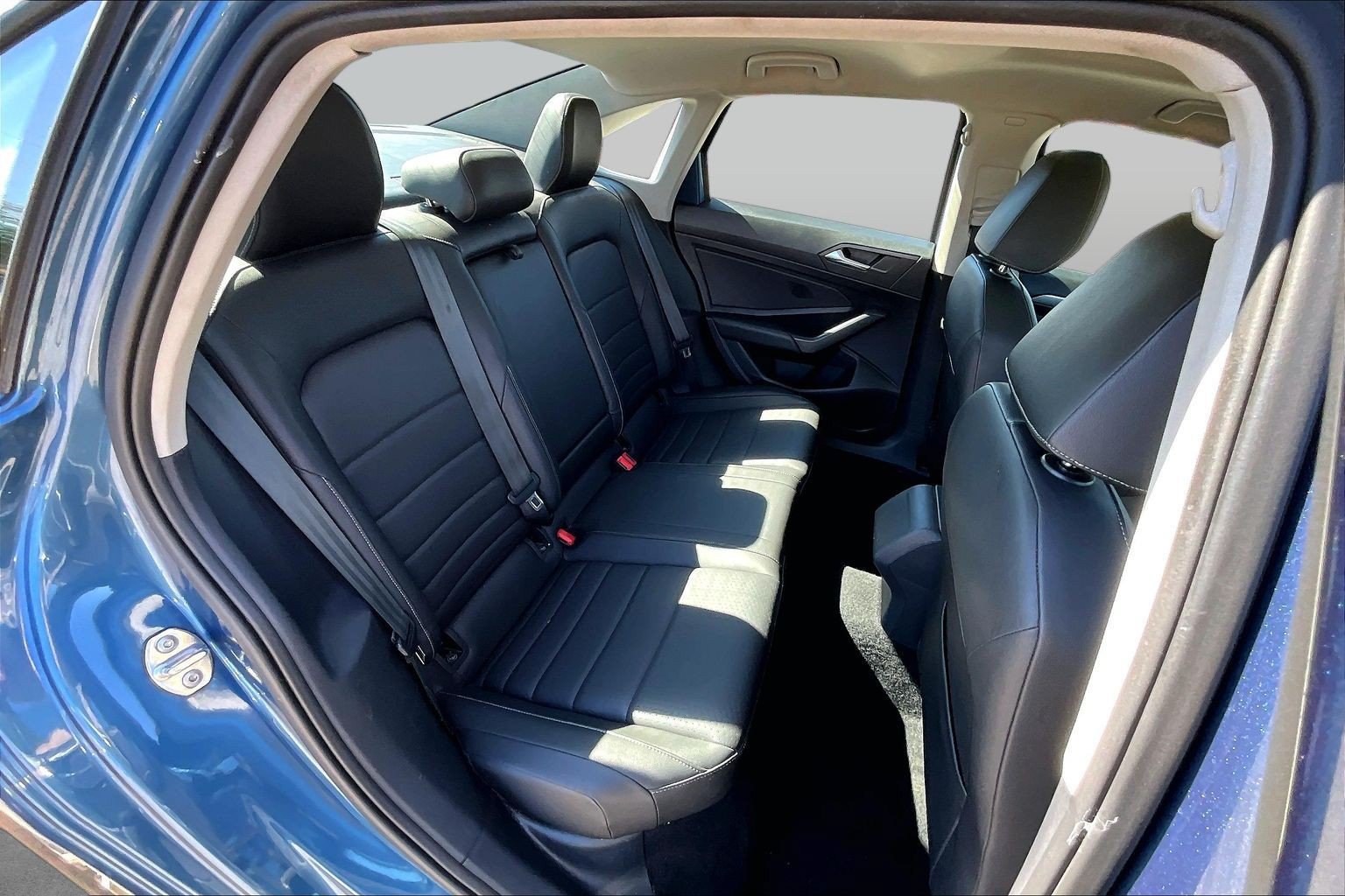 Used 2021 Volkswagen Jetta SE FWD image 26