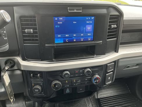 New 2025 Ford F350 XL w/ XL Chrome Package AWD/4WD image 15