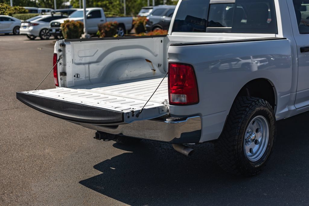 Used 2023 RAM 1500 Classic SLT w/ Trailer & Traction Group AWD/4WD image 8