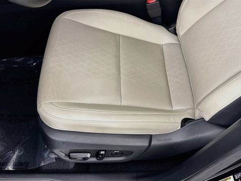 Used 2025 Lexus RX 350 Premium Plus w/ Accessory Package (Z1) FWD image 18