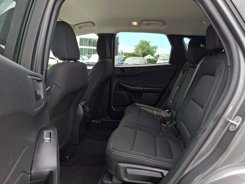 Used 2025 Ford Escape Active AWD/4WD image 10