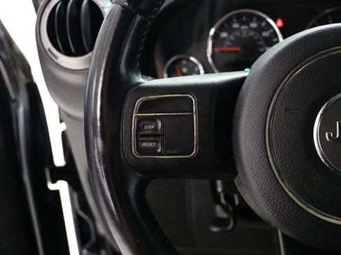 Used 2014 Jeep Wrangler Unlimited Sport w/ Quick Order Package 24S AWD/4WD image 21