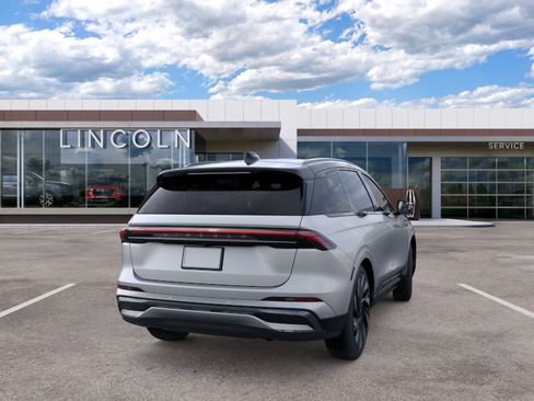 New 2026 Lincoln Nautilus Reserve w/ Jet Appearance Package AWD/4WD image 8