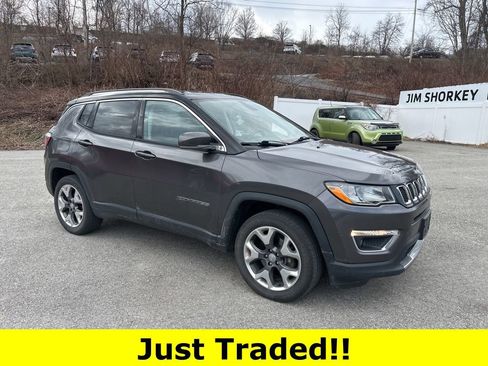 Used 2018 Jeep Compass Limited image 1