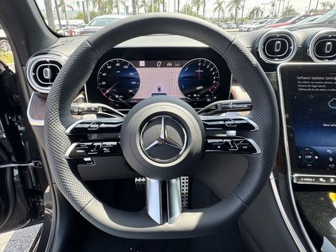 New 2025 Mercedes-Benz GLC 350e 4MATIC image 23
