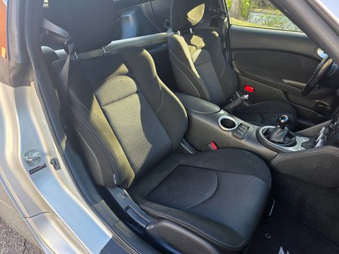 Used 2014 Nissan 370Z Coupe w/ Sport Package image 24