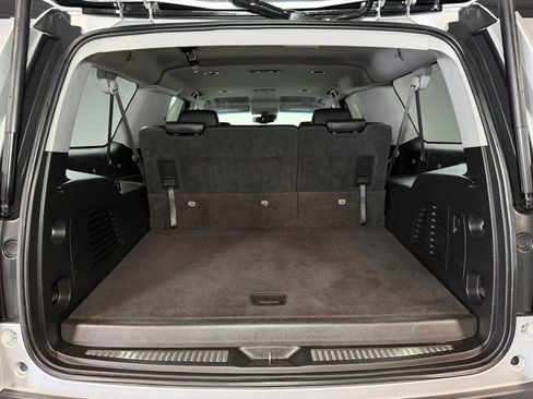 Used 2016 Chevrolet Suburban LT AWD/4WD image 14