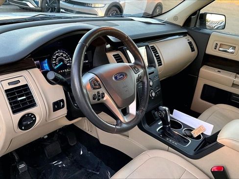Used 2019 Ford Flex SEL w/ Equipment Group 202A image 9