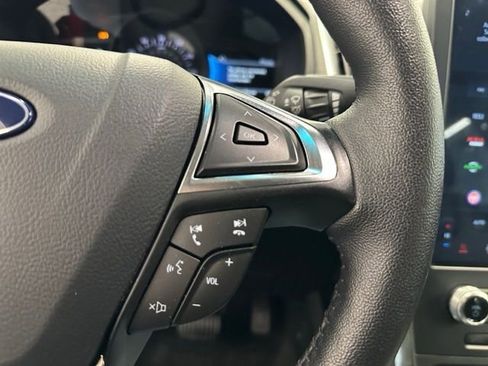 Used 2024 Ford Edge Titanium image 26