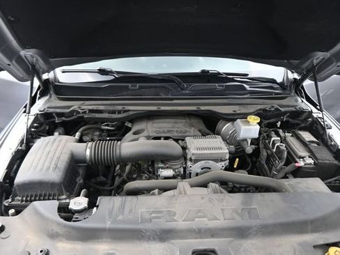 Used 2023 RAM 1500 Big Horn AWD/4WD image 12