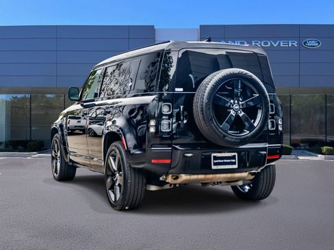Used 2024 Land Rover Defender 110 X AWD/4WD image 6