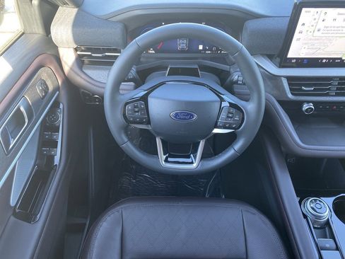 New 2026 Ford Explorer Platinum RWD image 16