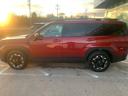 Used 2025 Hyundai Santa Fe SEL image 2