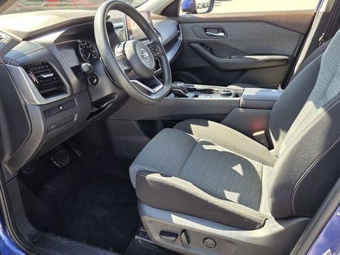 Used 2021 Nissan Rogue SV image 14