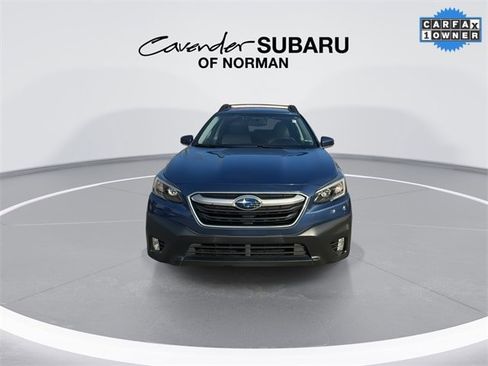 Certified 2022 Subaru Outback Premium image 6