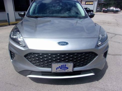 Used 2021 Ford Escape S image 3