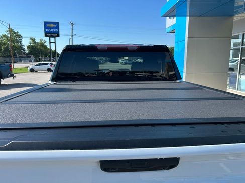 Used 2026 Chevrolet Silverado 1500 Custom Trail Boss AWD/4WD image 8