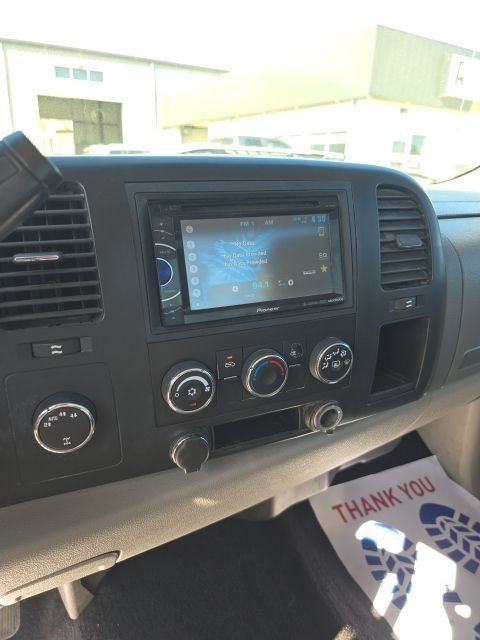 Used 2008 GMC Sierra 1500 SLE w/ Z71 Off-Road Package AWD/4WD image 14