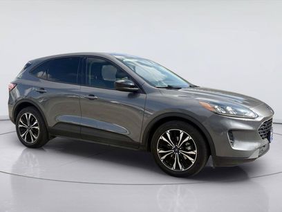 Used 2022 Ford Escape SE w/ SE Sport Appearance Package