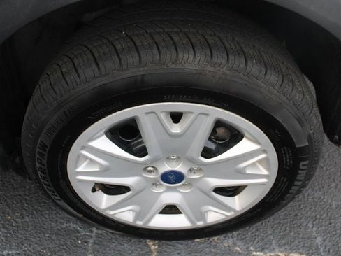 Used 2014 Ford Escape S image 17