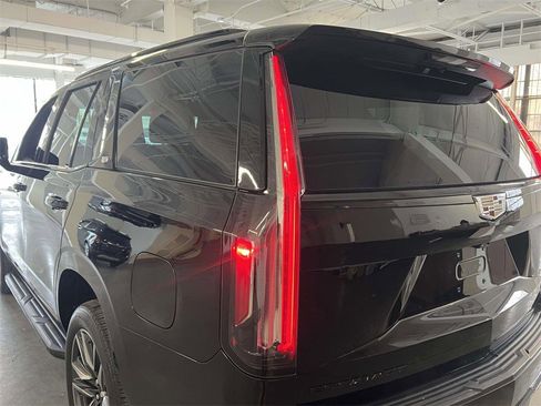 Certified 2024 Cadillac Escalade Sport w/ Touring Package image 8