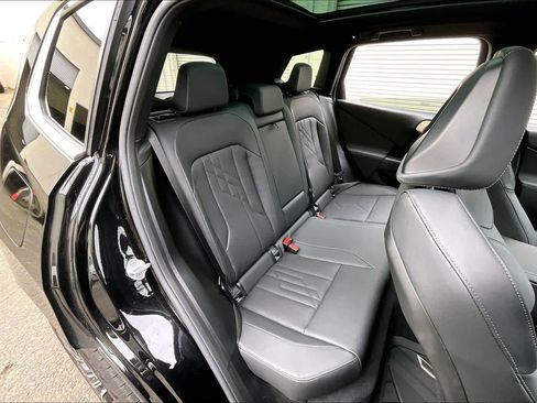 Used 2025 BMW X3 xDrive30i w/ Premium Package image 29