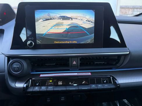 Used 2024 Toyota Prius XLE image 20
