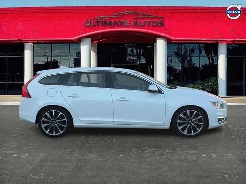 Used 2015 Volvo V60 T5 Premier FWD image 8