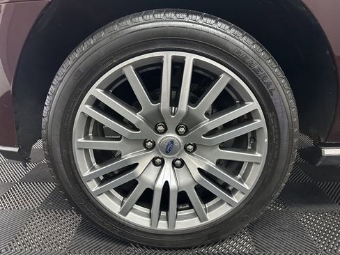 Used 2024 Ford Expedition Limited image 42